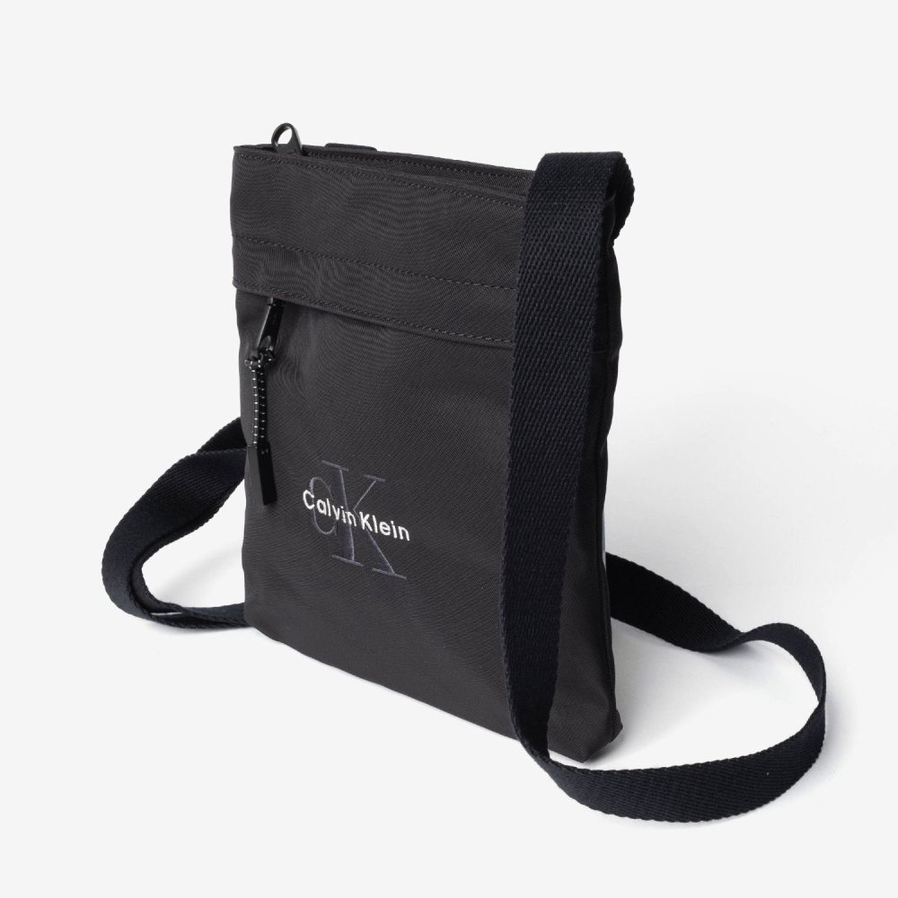 カルバンクライン Calvin Klein BOLD FLATPACK ボールド フラットパック LV04D3178G ショルダーバッグ メンズ バッグ