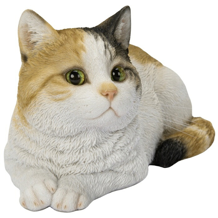 置物 猫 寝そべる三毛猫 幅17cm woobia ウービア リアル かわいい おしゃれ 玄関 インテリア オブジェ ガーデン みけ猫 ねこ ネコ 動物 アニマル 癒し 棚 北欧 リビング 縁起 プレゼント ギフト 新築祝い 猫好き
