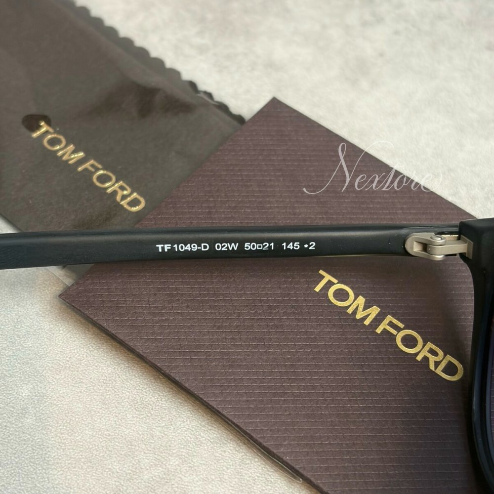 【並行輸入品】【正規品・新品】TOMFORD トムフォード TF1049D FT1049D 02W マットブラック グラデーションブルー イタリア製 アジアンフィット サングラス メガネ 眼鏡 メンズ レディース TOM FORD トム フォード 伊達メガネ ビジネス