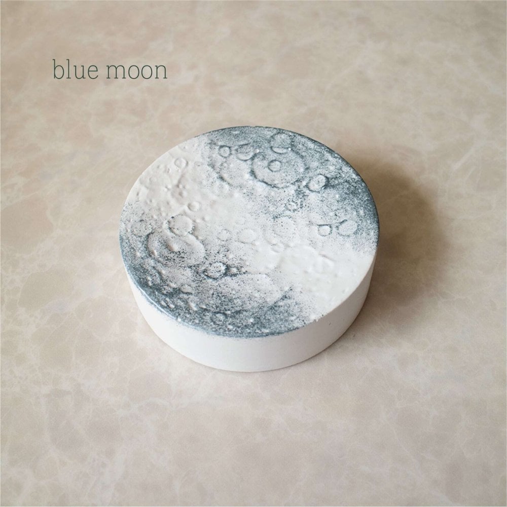 midnight moon stone | 夜半月のアロマストーン《火を使わない香るインテリア》