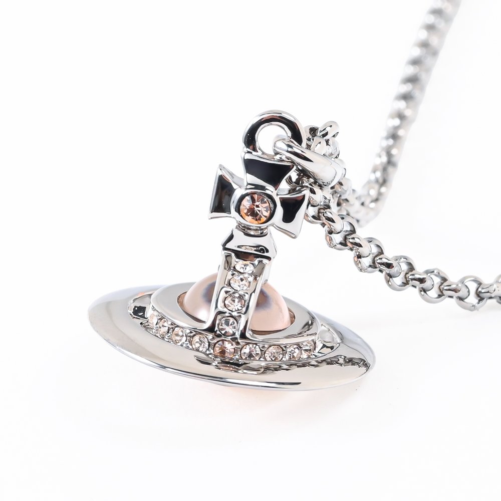 ヴィヴィアンウエストウッド Vivienne Westwood ネックレス ペンダント NEW PETITE ORB レディース シルバー ライトピーチ 6302009802P762 ジュエリー 送別会 誕生日 結婚祝い 結婚式 彼氏 息子 夫 男性 高級 父の日 母の日【スペシャルラッピング660円(別売り)】 即日発送 彼氏 財布 バレンタイン