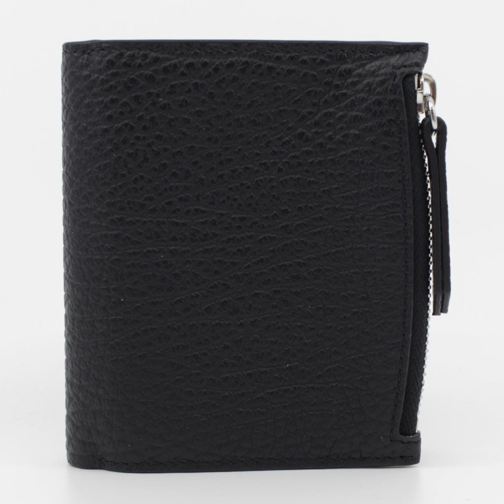 メゾン マルジェラ　Maison Margiela　二つ折り財布　SA1UI0023 P4455 T8103　ブラック　グレインレザー　4ステッチ フリップフラップ ウォレット　コンパクト財布　ミニウォレット
