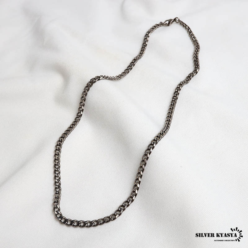 チタン 幅4mm 喜平ネックレス シルバー メンズ 細身 チェーン きへい シンプル アクセサリー 落ち着いた色味 大人 カジュアル モード ベーシック 重ね着け 首元 スマート すっきり クール コーディネート 金属アレルギー対応