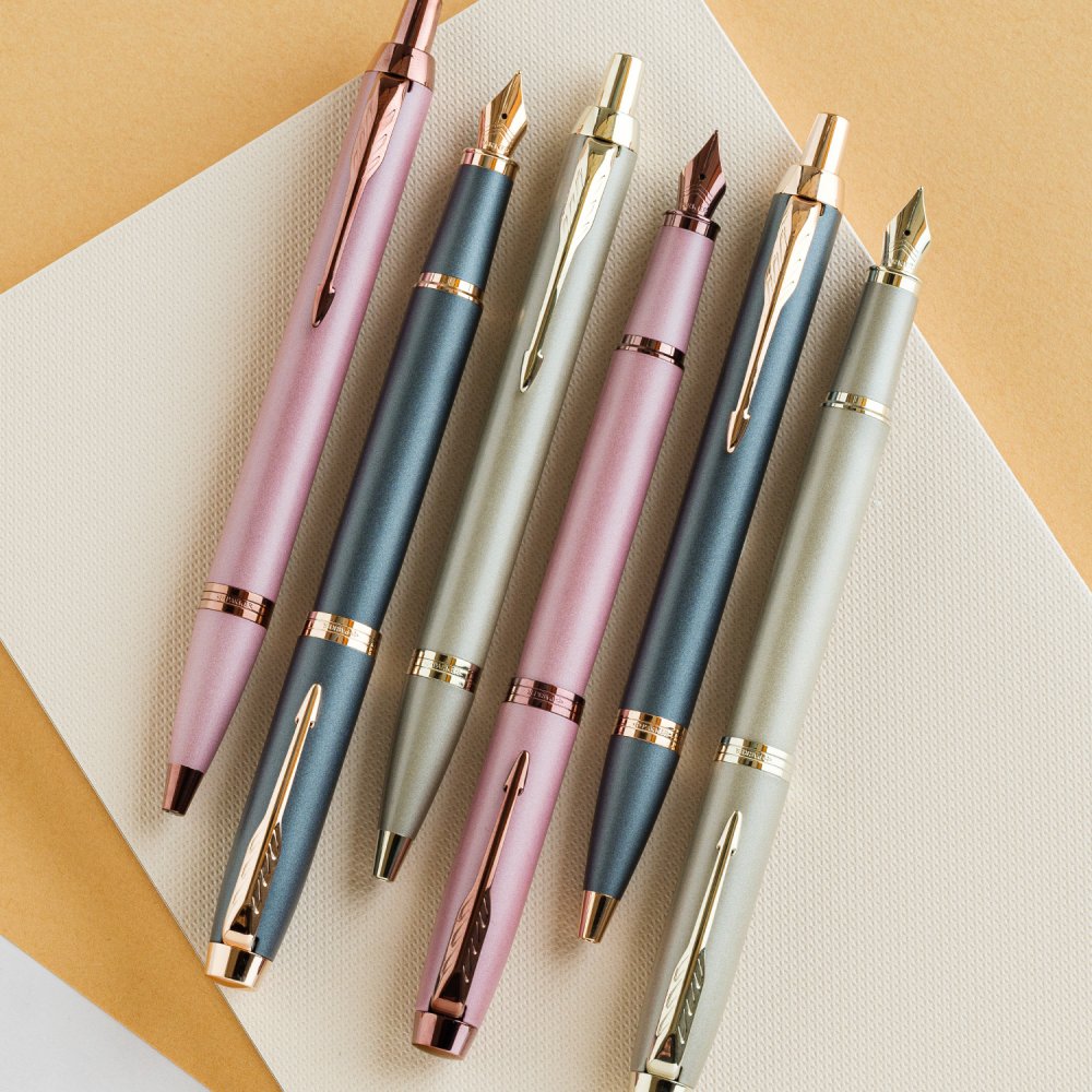 【パーカー公式限定】【名入れ】｜スペシャルギフトセット PARKER IM ボールペン「フィニッシング タッチ コレクション」 モーブBRT/サンドストーンCHT/スレートPGT 特別デザインボックス ギフトラッピング ギフトバッグ付き おすすめ 高級筆記具 ブランド オフィス使用 会社用 お祝い 男性向け プレゼント 記念日 誕生日 社会人 入学 卒業 成人 就職