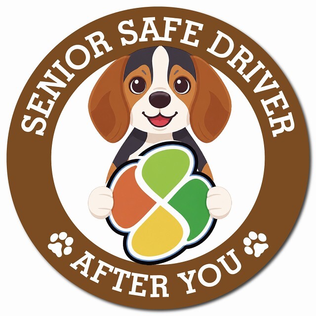 カーサイン 高齢者マーク SENIOR SAFE DRIVER ビーグル マグネット 強力 直径13cm 肉球 日本製 車 ステッカー