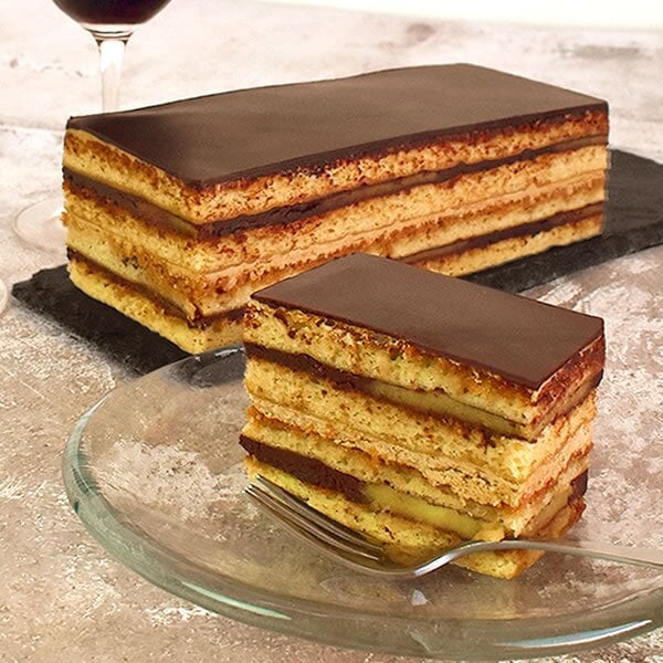 ＼早割！／ クリスマスケーキ クリスマスプレゼント 予約 2026 チョコレートケーキ チョコケーキ ケーキ 黄金のオペラ オペラ 冷凍ケーキ お芋 芋 さつまいも コーヒー 送料無料 4~6人 スイーツ お菓子 洋菓子 可愛い かわいい おしゃれ おいもや