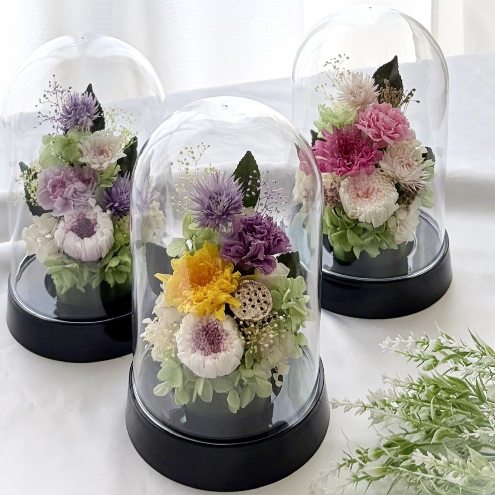 プリザーブドフラワー仏花 ～凜華（りんか）～ドーム型 輪菊 お彼岸 お盆 お仏壇 お悔み 命日 法要 新盆 初盆 法事 ドーム型 枯れない花 供養 ギフト