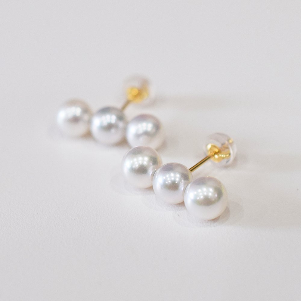［pearl579］6mm - 6.5mm ホワイトピンク 3連 ピアス あこや真珠 本真珠 熊本 天草 真珠