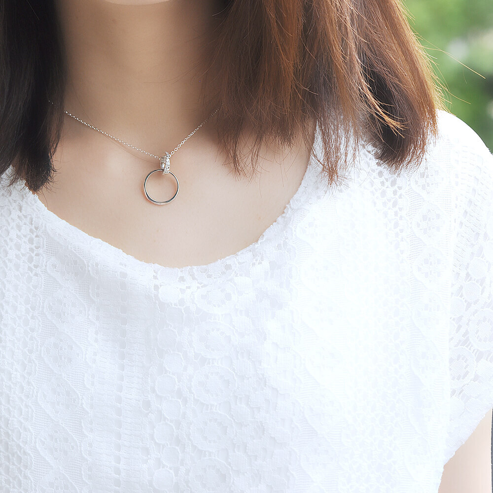お手持ちのリングが ペンダント に早変わり シルバー ネックレス リングホルダー 指輪 を ネックレス にする 【LSP0105CZ】 ネックレス 誕生日 プレゼント 誕生日プレゼント ギフト 記念日 彼女 プレゼント 妻 誕生日プレゼント シンプル 彼氏 夫 キュービックジルコニア   おすすめ プレゼント 人気 ブランド 成人祝い アクセサリー 彼女 ネックレス ギフト バースデー ギフト
