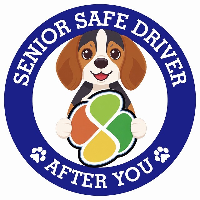 カーサイン 高齢者マーク SENIOR SAFE DRIVER ビーグル ステッカー シール 直径13cm 肉球 日本製 車