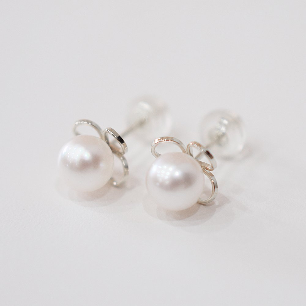 ［pearl620］6mm - 6.5mm ホワイトピンク クローバー ピアス あこや真珠