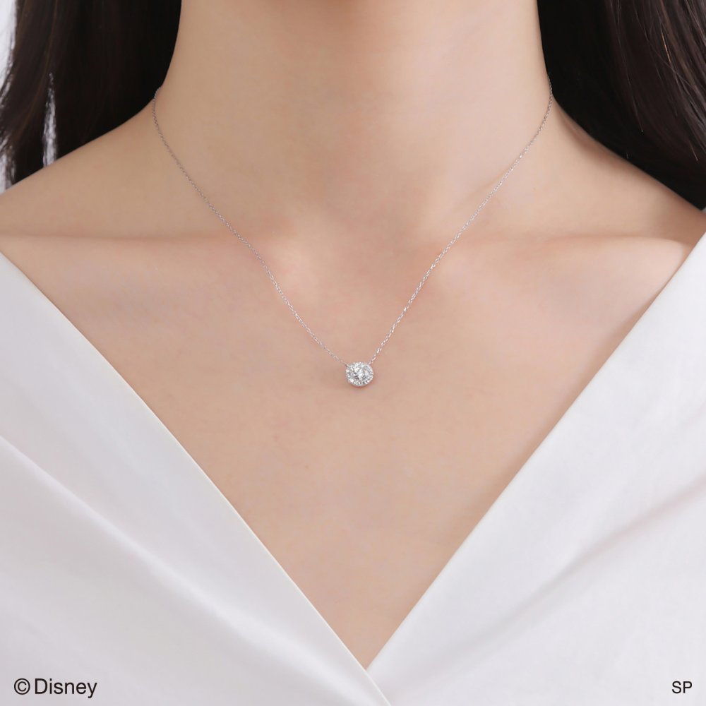 【受注生産品】【送料無料】シンデレラ ダイヤモンド ネックレス 一粒ダイヤモンド 0.5カラット ディズニー ヘイロー レディースネックレス プラチナ ラボダイヤ ラボグロウンダイヤモンド disney プリンセス ブランド かわいい アクセサリー 10代 20代 30代 40代 50代 レディース 女性 誕生日 記念日 プレゼント 母の日 white clover ホワイトクローバー