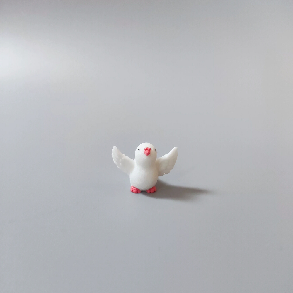 ハト 置物 8個セット ミニチュア 小鳥 オブジェ かわいい 鳥 フィギュア 樹脂製 卓上 飾り 箱庭 ジオラマ DIY ガーデニング インテリア デスク 雑貨 プレゼント
