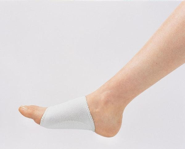 ソルボ タテアーチサポーター 薄型 S 22.0-24.5cm オフホワイト 左右 1足入 扁平足 偏平足 足裏 土踏まず 衝撃吸収 疲れ 軽減 アーチサポート 外反母趾 日本製 63296 SORBO