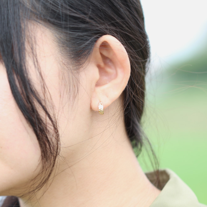 ハワイアンジュエリー フープピアス ピアス ゴールド 14K フープ 14K 14金 Sサイズ 半円 三日月 片耳(1個)購入可シリコンキャッチ シンプル 20G ゲージ BY THE SEA バイザシー メンズ レディース 誕生日 プレゼント ハロウィン 【品番：GE103-10】