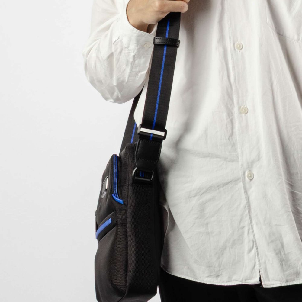 トゥミ TUMI ALPHA アルファ MEDIUM CROSSBODY ミディアム クロスボディ 02203110DUB4 158974 ショルダーバッグ メンズ バッグ