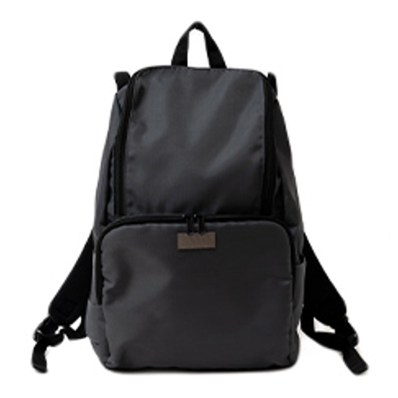 APPLEBAG アップルバッグ ペアレンツリュック レディース メンズ 18L 大容量 軽量 撥水 マザーズリュック マザーズバッグ ファザーズバッグ 多機能 自立 保冷ポケット 大きく開く ベビーカー キャリー対応 アウトドア レジャー ユニセックス ギフト