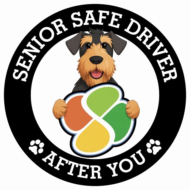 カーサイン 高齢者マーク SENIOR SAFE DRIVER エアデールテリア ステッカー シール 直径13cm 肉球 日本製 車