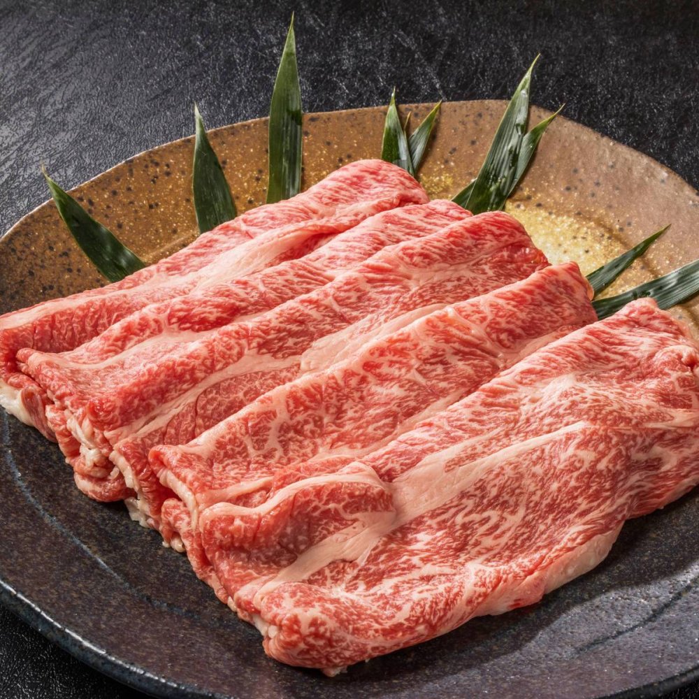 松阪牛 肩ロース すきやき用 200g 牛肉 国産 冷凍 カタロース すき焼き用【沖縄県・離島 配送不可】