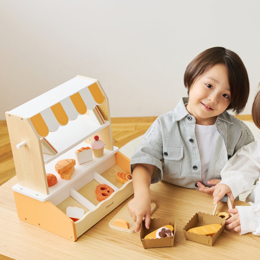 誕生日プレゼント PolarB ポーラービー 焼きたてパンやさん パン屋さんごっこ お店屋さんごっこ おままごと ままごとセット 木製 木のおもちゃ スイーツ14個 オーブン付き トング ドーナツ クロワッサン メロンパン 知育玩具 北欧 くすみカラー おしゃれ 男の子 女の子 お祝い ギフト