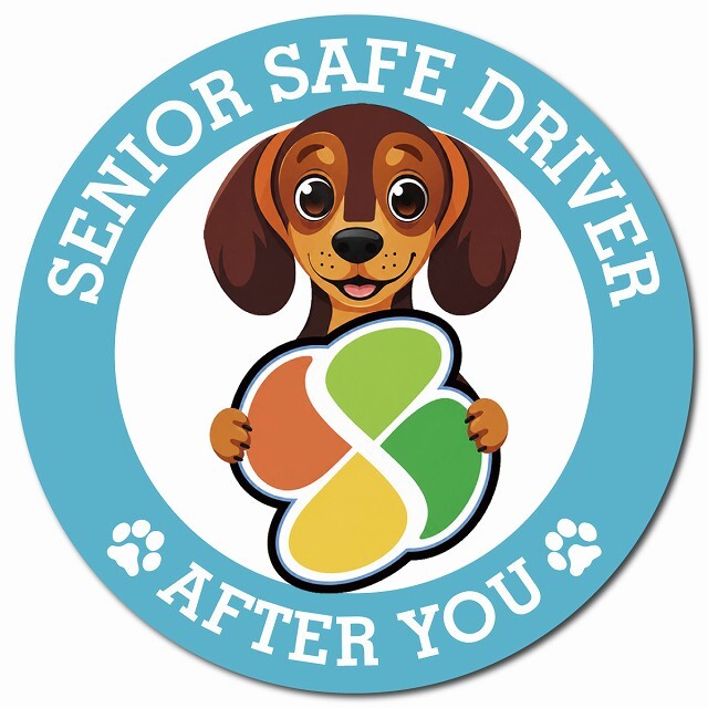 カーサイン 高齢者マーク SENIOR SAFE DRIVER ダックスフンド マグネット 強力 直径13cm 肉球 日本製 車 ステッカー