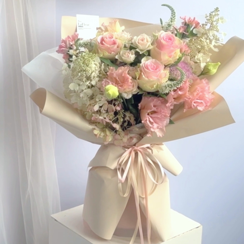 LaFleurおまかせブーケ/ピンク 【 生花商品 】 フラワーギフト  生花 生花ブーケ 誕生日 記念日 開店祝い 送別 歓送迎 卒業 入学