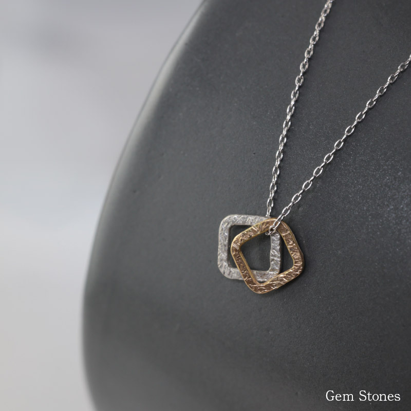 le lien carre.c ゴールド シルバー ネックレス シンプル 可愛い スクエア 四角 プチ つけっぱなし お洒落 レディース 18金 K18 地金 ダブル ペンダント ジュエリー アクセサリー プレゼント