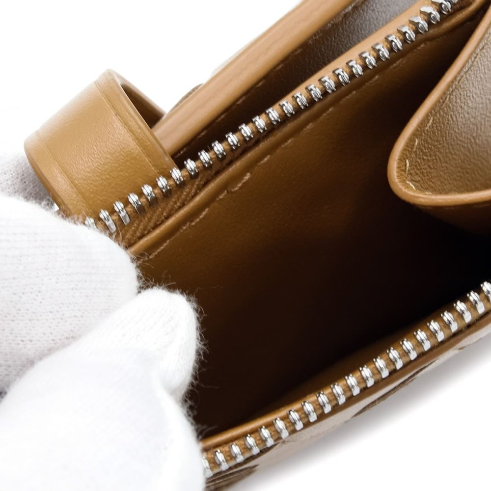 ボッテガヴェネタ BOTTEGA VENETA 二つ折り財布 レディース イントレチャート キャメル ブラウン 茶 小銭入れ付き ミニ財布 本革 ラムレザー ファスナー小銭入れ カード入れ6つ 600270 V48A1 2596
