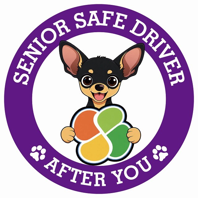 カーサイン 高齢者マーク SENIOR SAFE DRIVER スムースコートチワワ ステッカー シール 直径13cm 肉球 日本製 車