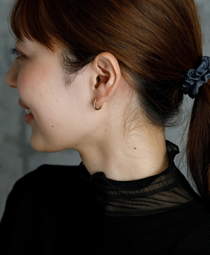 【ジュエリーの町 山梨県甲府製】 K18 フープピアス 18金 片耳 2x13mm 日本製 1個売り プレゼント ギフト メンズ レディース 金属アレルギー対応 品質保証書