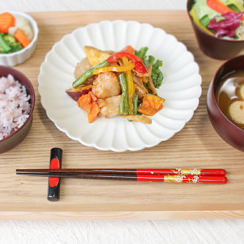 箸 お箸 はし おしゃれ かわいい 23cm カトラリー お弁当 大人 来客用 持ちやすい 木製 先 細い 子供 すべらない 天然木製 先角 プチギフト 粗品 プレゼント 引き出物 男性 女性 まとめ買い おはし 和風 赤 ナチュラル
