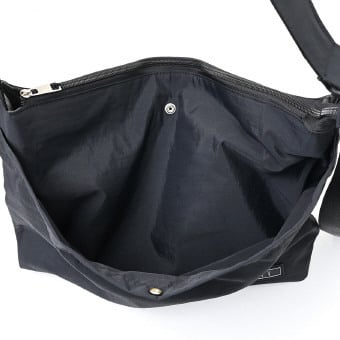 a．v．v ショルダーバッグ  12-6740-10 景品 記念品 粗品 ノベルティ 名入れ 御挨拶 ご挨拶