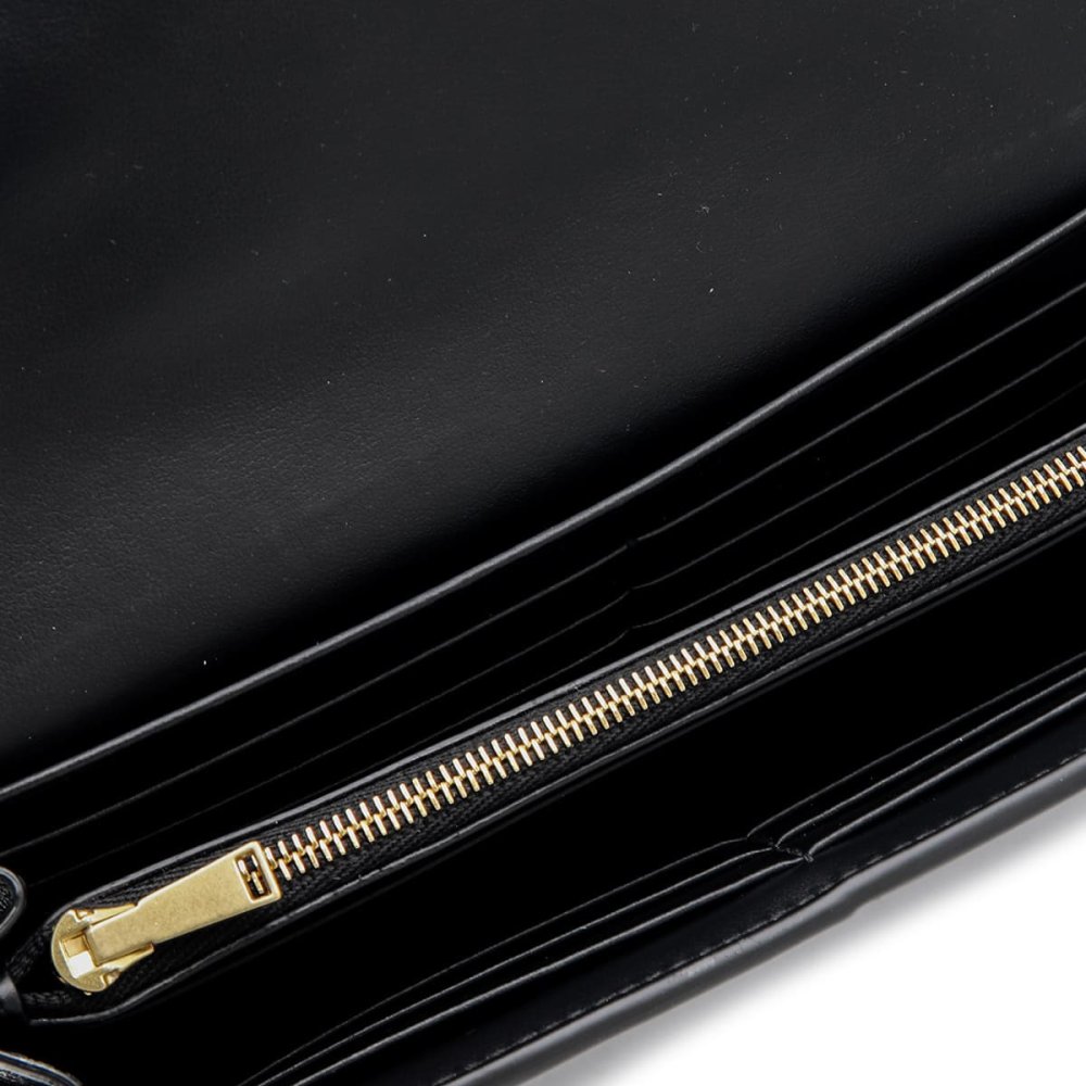 ボッテガヴェネタ BOTTEGA VENETA 長財布 レディース メンズ マキシイントレチャート 本革 ブラック 黒 かぶせ フラップ マグネット開閉 小銭入れ付き カード12枚 742694 V3UO3 8425