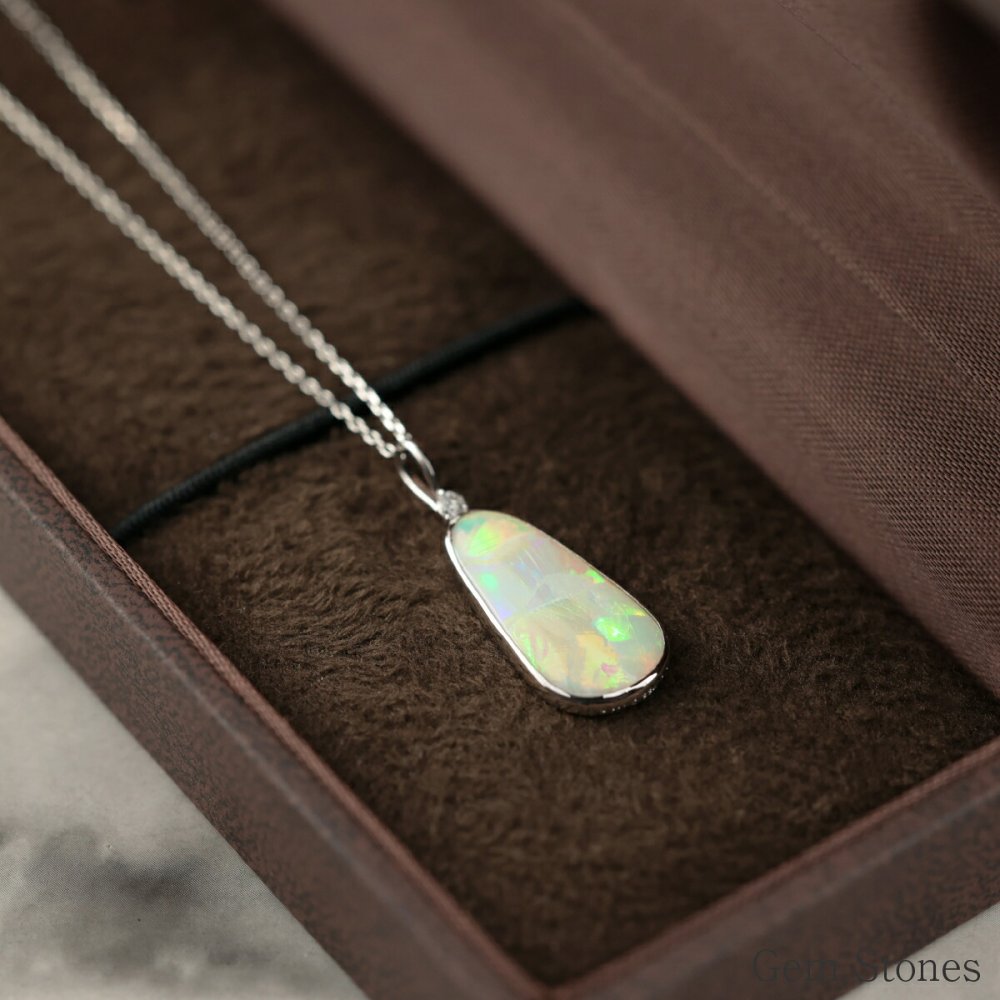 オパール ネックレス 2.344ct ダイヤモンド プラチナ Pt900 ペンダント シンプル エレガント 上品 レディース 宝石 ダイヤ 一粒 一石 ジュエリー 10月 誕生石 プレゼント