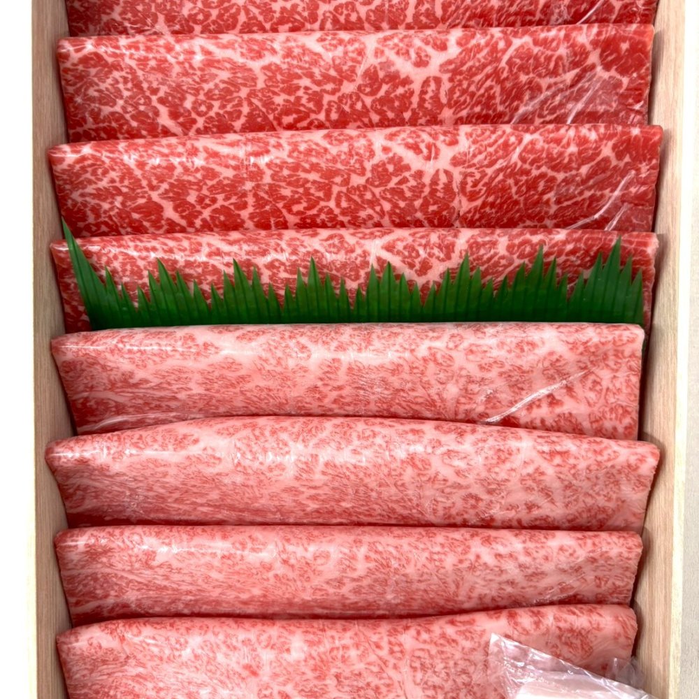神戸ビーフすき焼き　KBS-36【送料無料※一部地域を除く】牛肉  ギフト 御中元 御歳暮 御礼 結婚内祝 出産内祝 粗品 快気祝い 