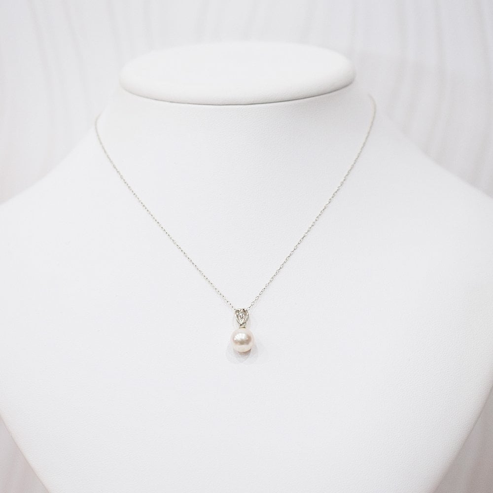 ［pearl584］ 8mm - 8.5mm ホワイトピンク ペンダント ダイヤモンド付 あこや真珠 0.01ct ハート