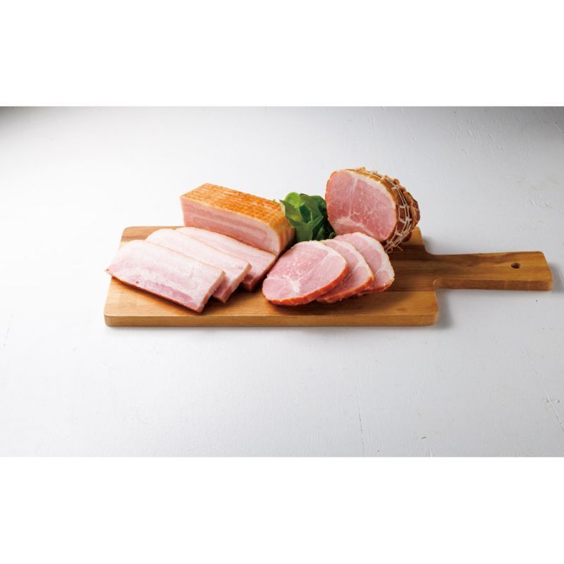 お歳暮・冬ギフト 大山ハム 伝統の逸品 ブロック2種詰合せ (SP-340) ※送料無料(北海道・沖縄・離島への配送不可)