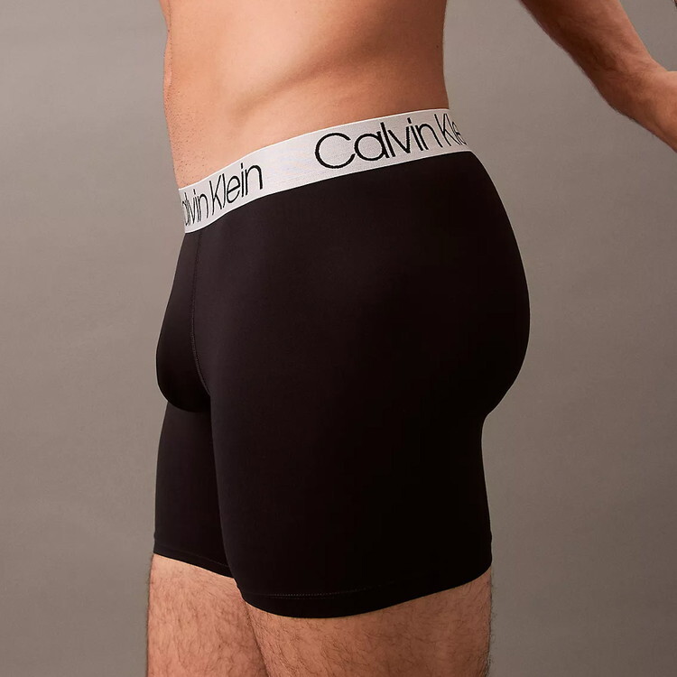 カルバンクライン：MICROFIBER STRETCH CHROMATIC ボクサーブリーフ 3PK (ブラック)[ボクサーパンツ/ 男性下着/ メンズインナー/人気ブランド/おすすめギフト/誕生日プレゼント/メンズファッション]