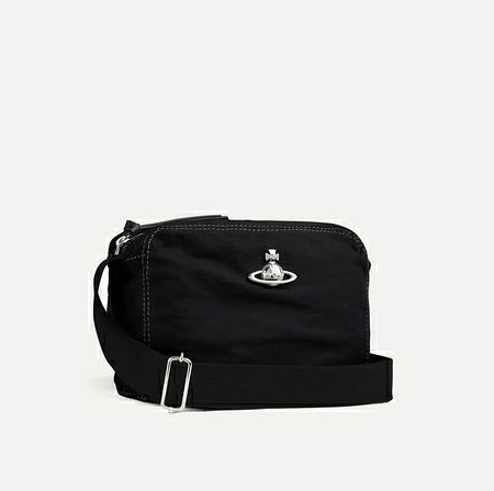 【無料ラッピング】 ヴィヴィアン ウエストウッド Vivienne Westwood クロスボディバッグ ショルダーバッグ Jude ブラック ブランド 正規品 新品 ギフト プレゼント 人気 おすすめ 誕生日 記念日 クリスマス 送料無料 vwt522416