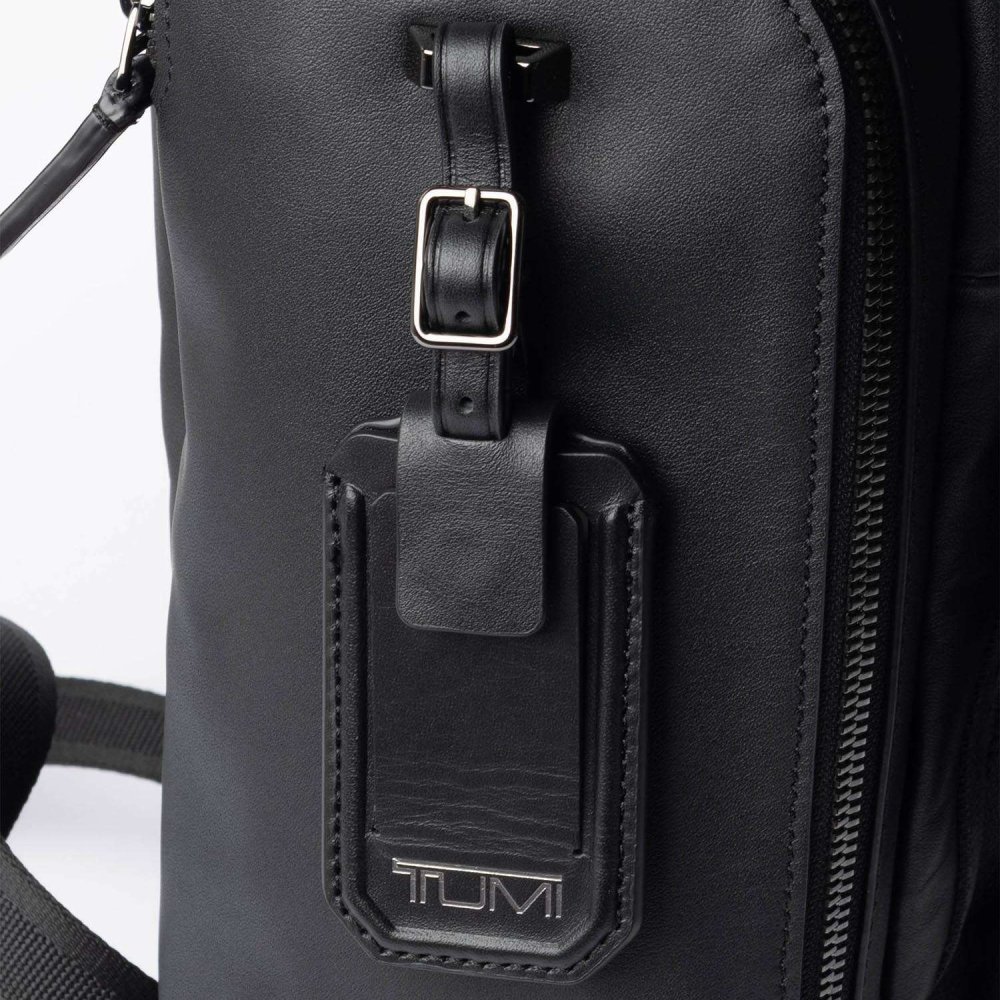 トゥミ TUMI HARRISON ハリソン SMALL GRIFFEN BACKPACK スモール グリフィン フラップ バックパック 06302065DBM 159056 リュックサック メンズ バッグ