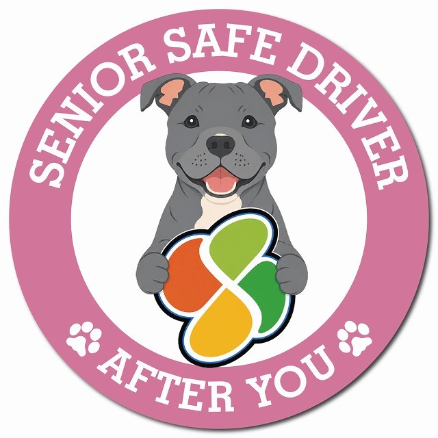 カーサイン 高齢者マーク SENIOR SAFE DRIVER スタッフォードシャーブルテリア マグネット 強力 直径13cm 肉球 日本製 車 ステッカー