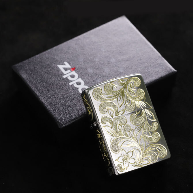 Zippo ライター ジッポライター 愛煙家 喫煙 真鍮 クロムサテーナ クロムメッキ #200 レギュラータイプ スクロール プルメリア 5面手彫り ハワイアンジュエリー おしゃれ かっこいい ジッポーライター 彼氏 夫 男性 メンズ プレゼント ハロウィン 【品番：FL102C】