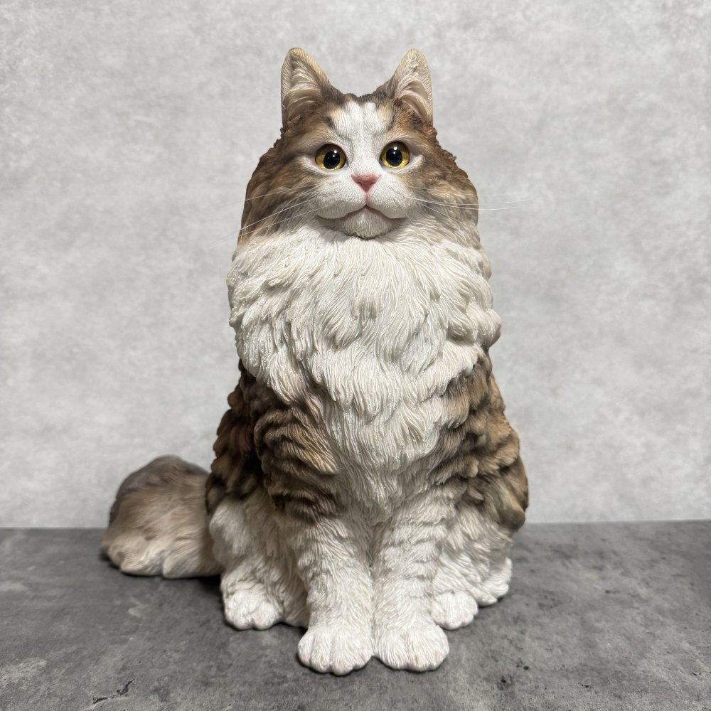 WooBia ウービア 猫 置物 お座りノルウェージャンフォレストキャット マスターズエディション 高さ29.5cm リアル 長毛 ネコ アニマルオブジェ 玄関 リビング インテリア 猫好き 新築祝い 開店祝い 退職祝い プレゼント ギフト