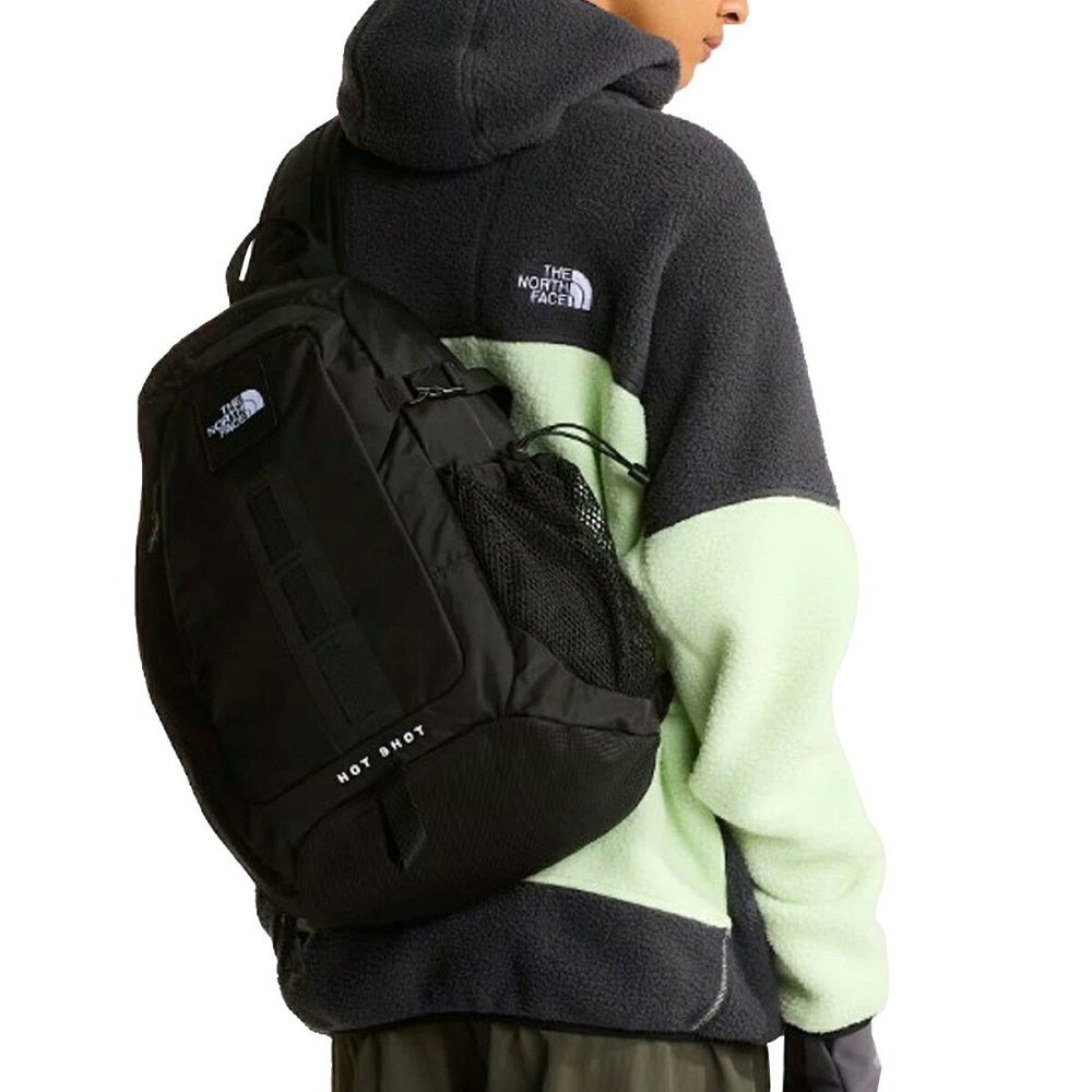 ノースフェイス THE NORTH FACE スリングバッグ ホット ショット ワンショルダー PC収納 ポケット 多収納 カバン 通勤 通学 アウトドア NF0A8JCE JK3 メンズ ブラック