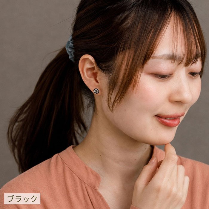 ピアス 金属アレルギー対応 花 モチーフ ハワイアンジュエリー 片耳用 1個売り サージカルステンレス 316L 大ぶり フラワー ピンク ブラック ホワイト 大人 可愛い
