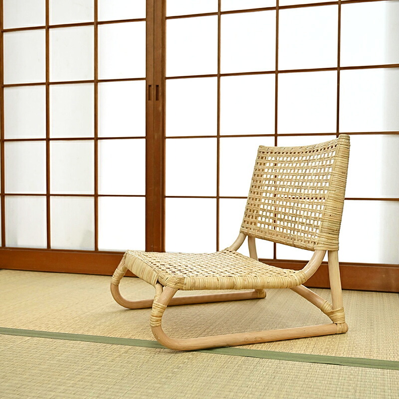 座椅子 ラタンチェア ローチェア rattan 椅子 リラックス フロアチェア ラウンジチェア パーソナルチェア イージーチェア ベージュ ナチュラル インテリア 和風 日本 畳 ひとり暮らし リビングチェア 北欧 おしゃれ 洋室 和室 ギフト 敬老の日