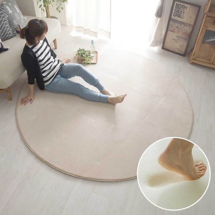 ラグ カーペット マット 80×190cm ホリデープラス 敷物 撥水加工 はっ水加工 手洗い可能 ホット 対応 床暖房対応 すべり止め付き マイクロファイバー 低反発ウレタン 低ホルムアルデヒド シンプル 北欧 ホワイト ブラウン グレー グリーン