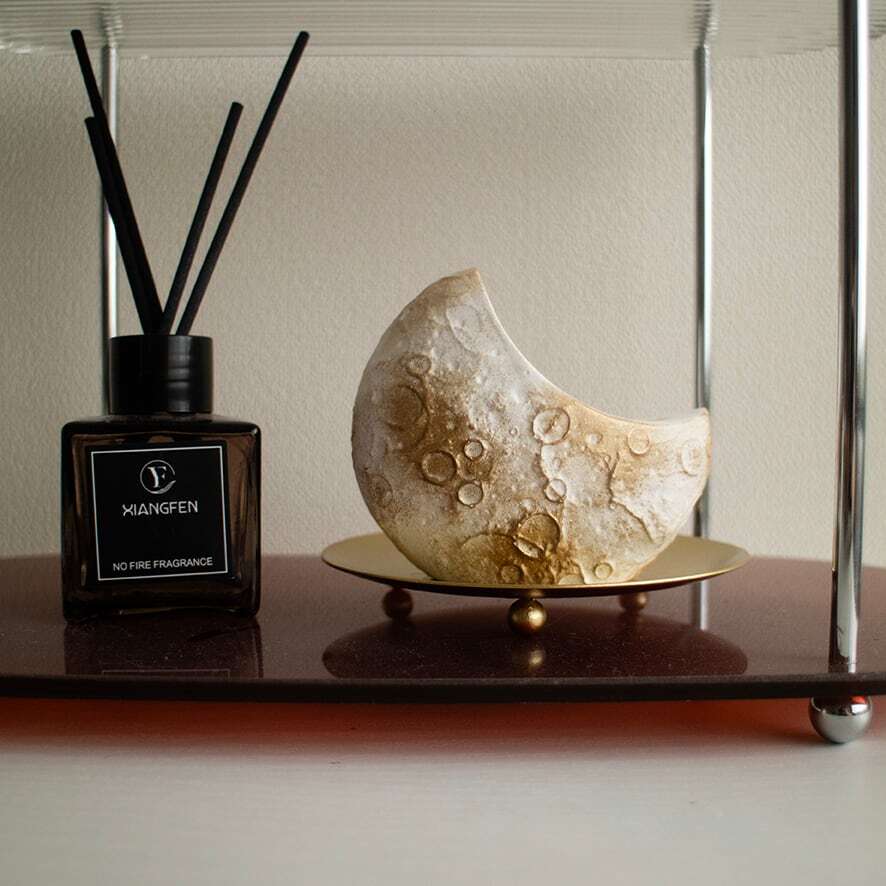 moon ship stone《夢の旅へ誘う 月船のアロマストーンオブジェ》火を使わない香るインテリア