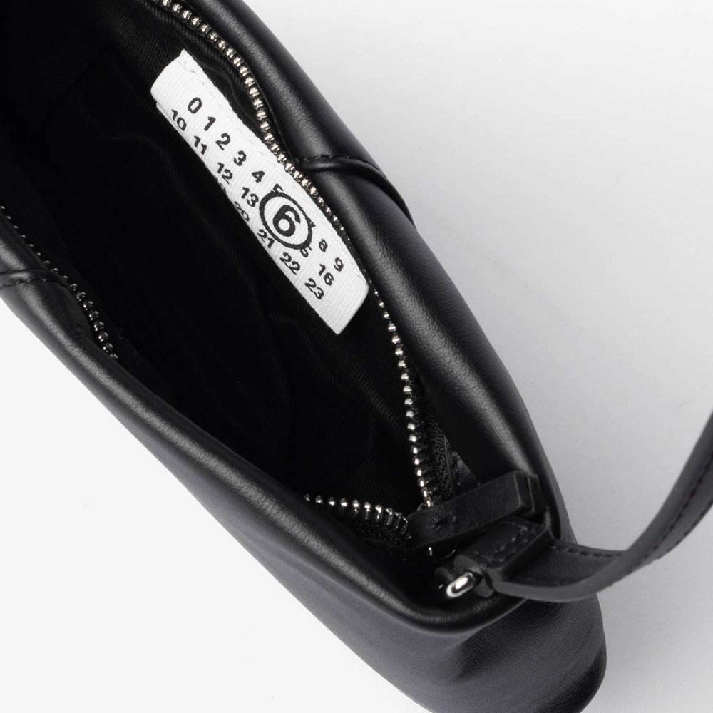 エムエム6 MM6 Maison Margiela メゾンマルジェラ Japanese FOLDED J SHOULDER BAG ジャパニーズ フォルデッド ショルダーバッグ SB5ZH0032 P8805 ユニセックス バッグ