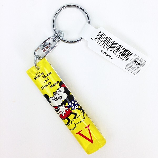 ディズニー ミッキー＆ミニー イニシャルキーホルダー V グッズ  (MCOR)